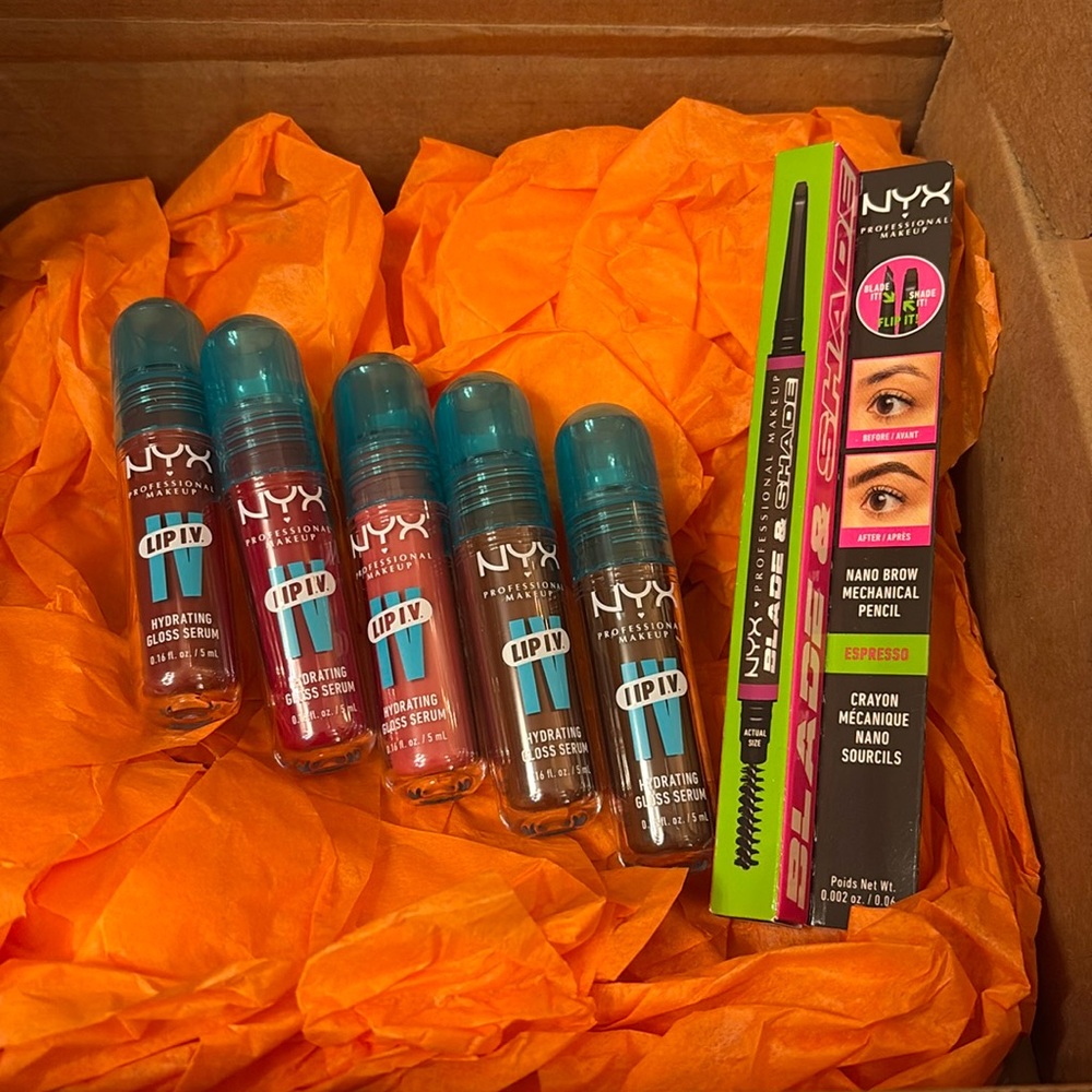 Nyx Cosmetics - 5 Lip Gloss Stains & Brow Pencil